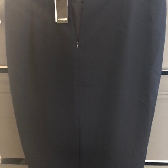 Skirt - Picture 1 of 2